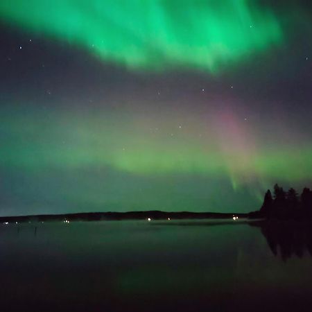 Royal Reindeer Lakeside Apartments Рованиеми Экстерьер фото